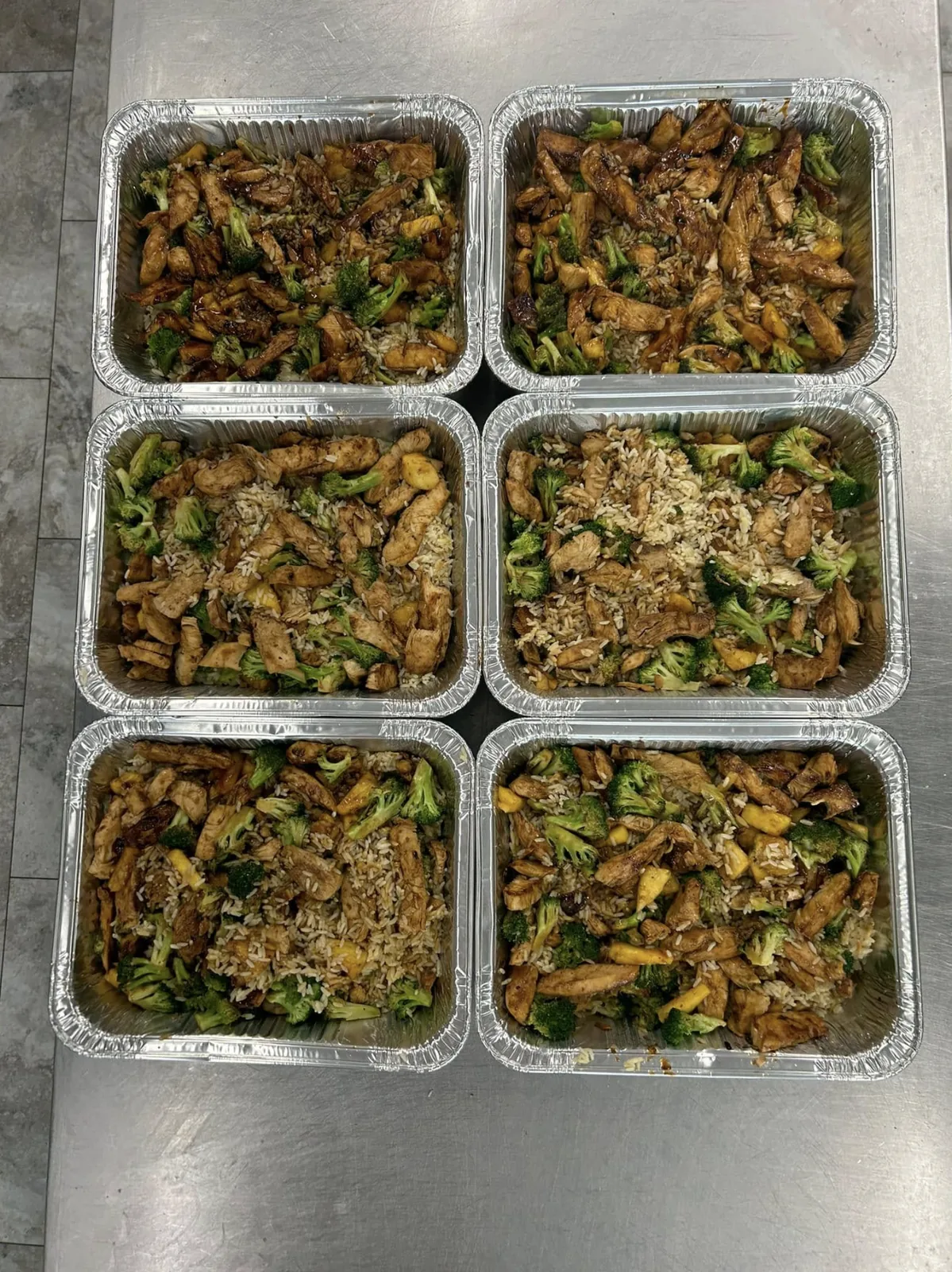 Hot trays — chicken, broccoli and rice